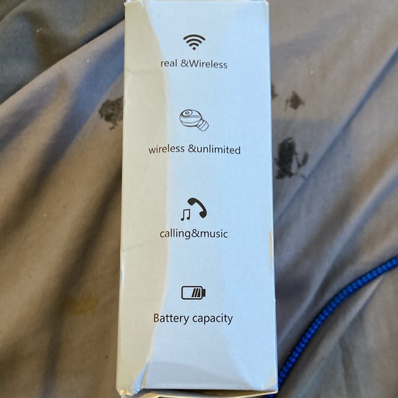 Wireless Earbuds - Picture 2 of 5